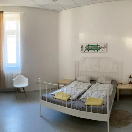公寓 Apartmans V Arealu Vlnena